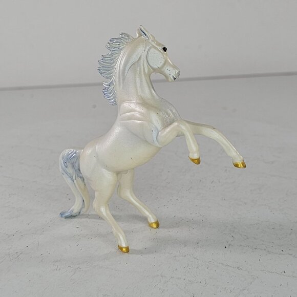 Breyer Stablemate Fantasy Play Set Pegasus Horse #5911 *Missing Wings* - Picture 4 of 8
